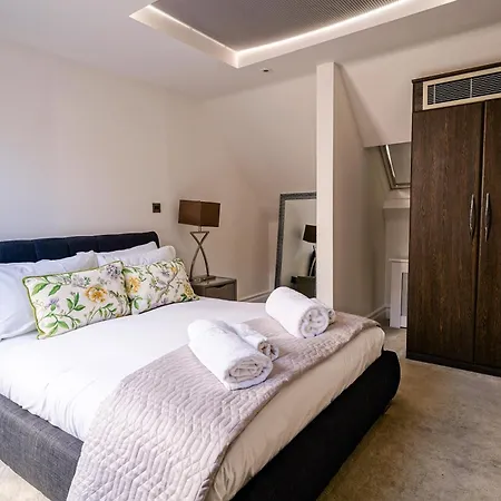High Steet Kensington Penthouse