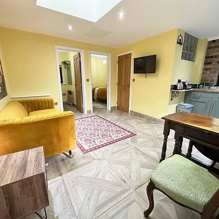 Apartment Restful Break 2 Bedrooms Woods Close To Hiking Park Caves Chislehurst