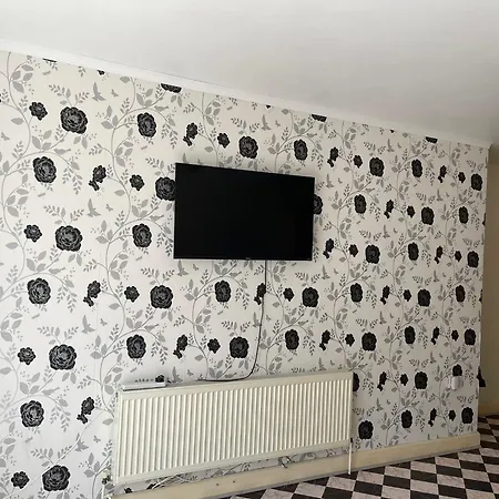 Ensuite Family In Stratford Guest house *
