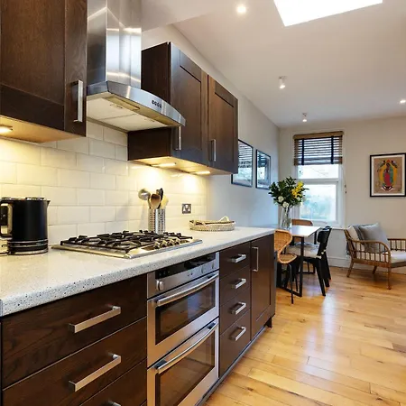 Apartment Veeve - The Fulham Palace Parkside