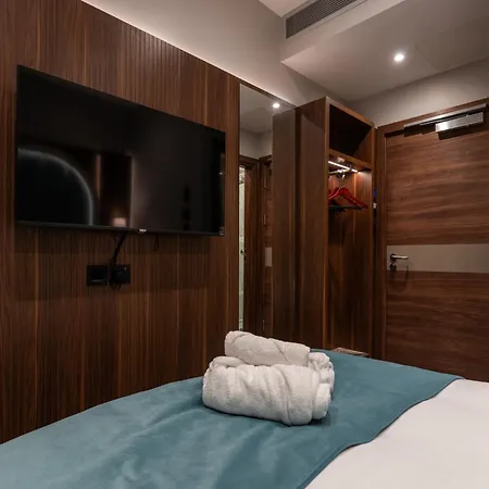 St Mark's - Merit Hotel 4*