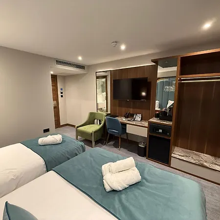 St Mark's - Merit Hotel London