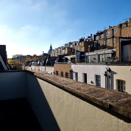 Hyde Park Mews * Londres