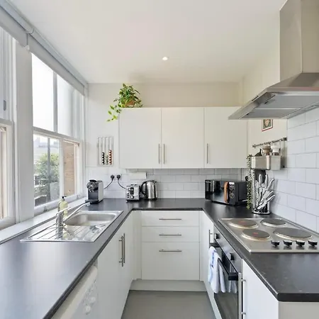 Holiday home Spacious & Bright Oasis In Old Street
