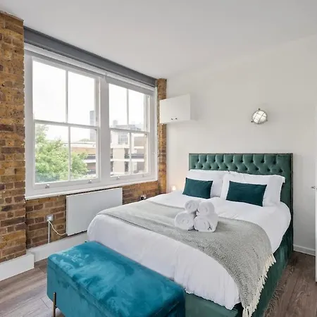 Holiday home Spacious & Bright Oasis In Old Street London