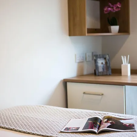 Apartment Chic And At Chapter South Bank In London