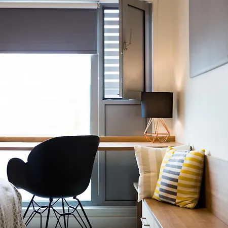 Chic And At Chapter South Bank In Apartment