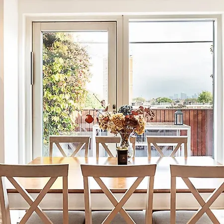 Apartment 3 Bed Luxury Penthouse In Shoreditch London