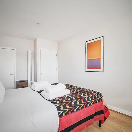 Sunny Shoreditch Oasis Canal Views & Urban Charm * London