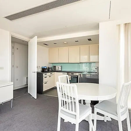 Skyline Serenity In Southwark Appartamento