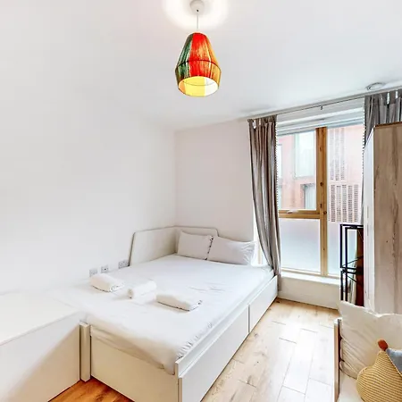 Modern 2bed - 5min To Highbury & Islington Station Apartment