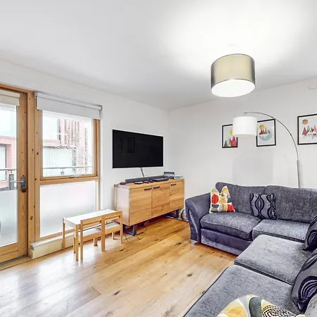Modern 2bed - 5min To Highbury & Islington Station London
