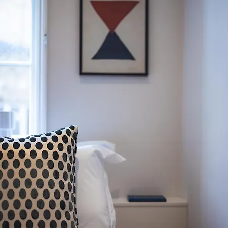 Apartment The Maddox - Serviced London