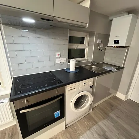 Stunning 2 Bed In Brixton Apartment