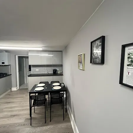 Apartment Stunning 2 Bed In Brixton London