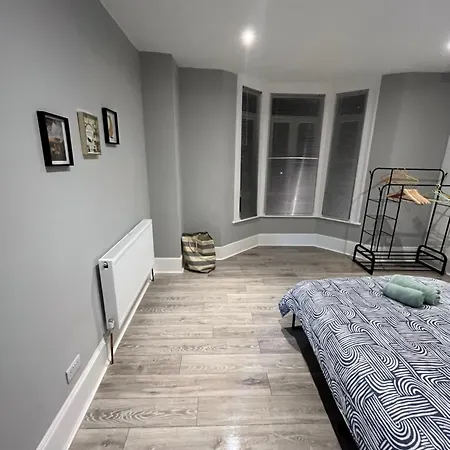 Stunning 2 Bed In Brixton