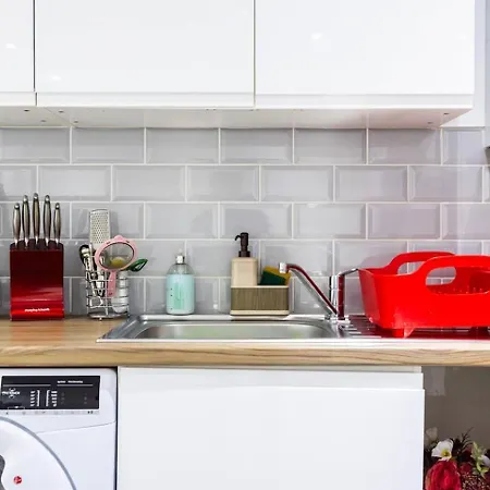 Three Bedroom 3 Bathroom In Kensington
