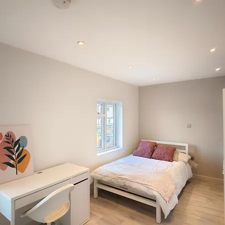 Guest house Morden Stratford Studio 2 *