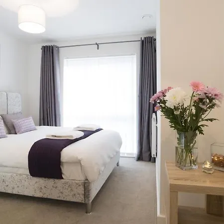 Cosy 2 Bedroom Catford - Long Allowed Apartment *