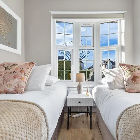 Apartment Luxury At Golders - Unico Residences London