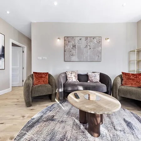 Luxury At Golders - Unico Residences * London