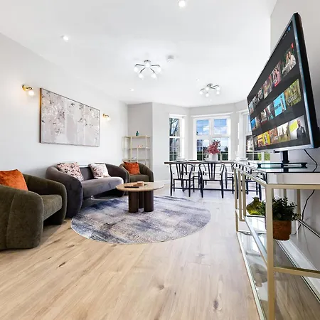 Luxury At Golders - Unico Residences *