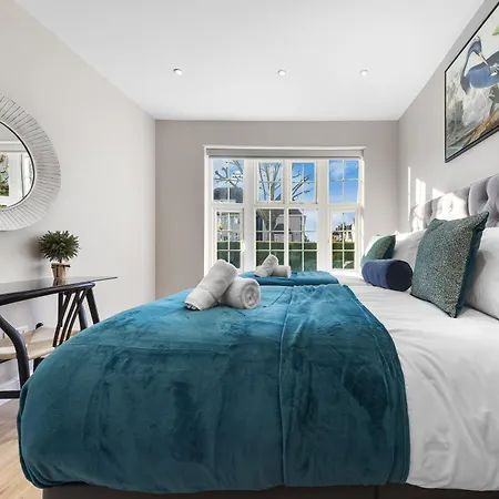 Luxury At Golders - Unico Residences *