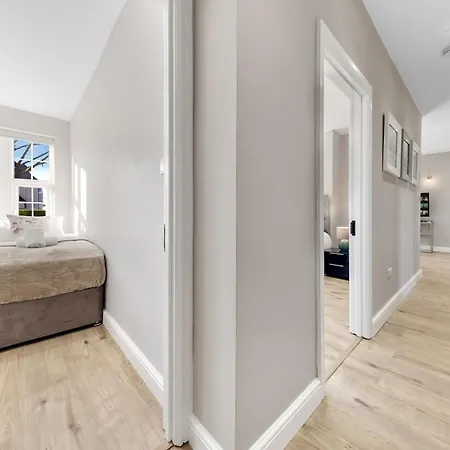 Luxury At Golders - Unico Residences * London