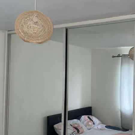 One Bedroom Flat Apartment London