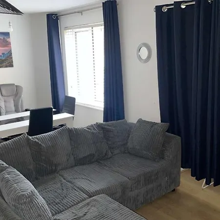 One Bedroom Flat Apartment London