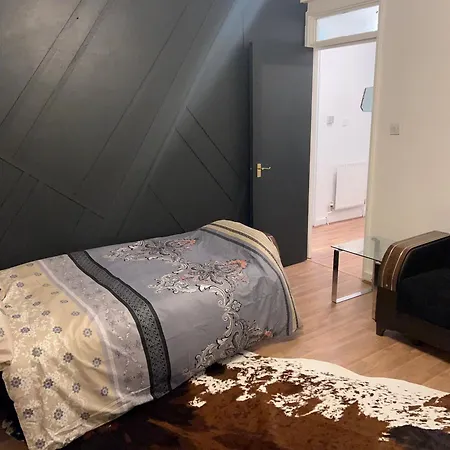 A Quaint Abode In The Apartment London