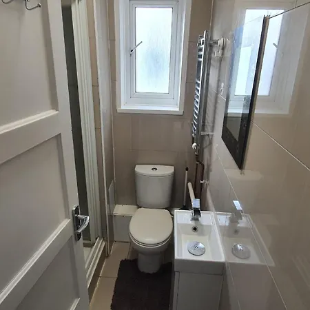 Hoxton E2 Guest house