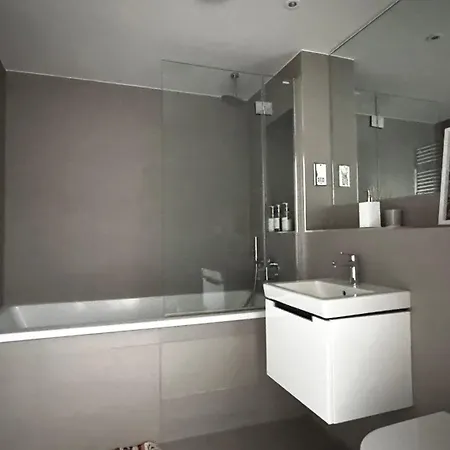 Lovely And Modern In Homestay