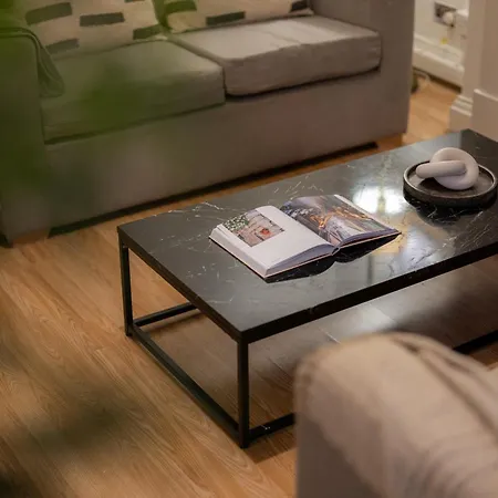 The Maddox - Serviced Apartment