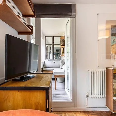 Bright Stepney Nest Apartment London