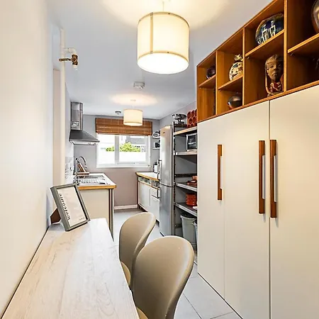 Bright Stepney Nest * London