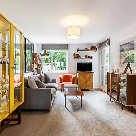Apartment Bright Stepney Nest London