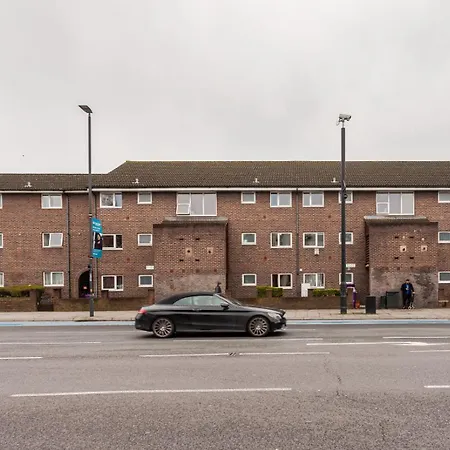 Apartment Bright Stepney Nest *