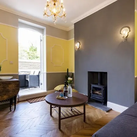 Apartment Stylish Hyde Park Gem London