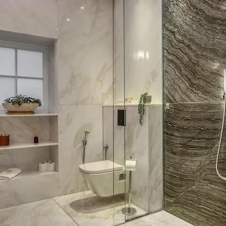 Historic Cubitt 3bd 3ba Gem W Steam Villa