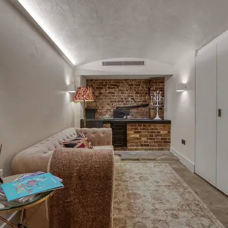 Villa Historic Cubitt 3bd 3ba Gem W Steam