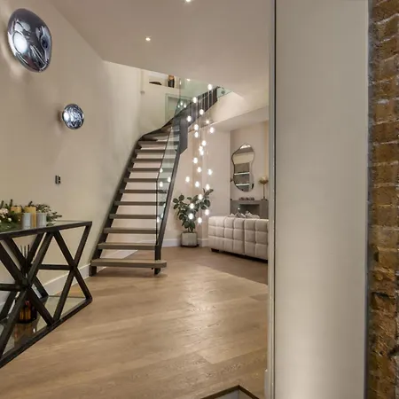Villa Historic Cubitt 3bd 3ba Gem W Steam London