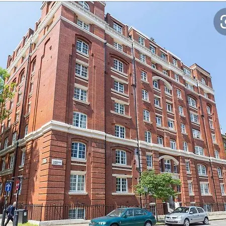 St Pracras Heaven Apartment London