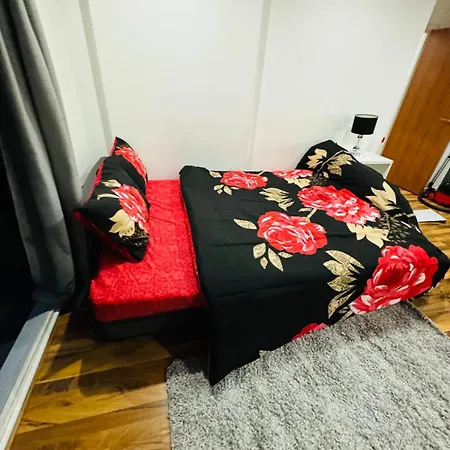 Kings Cross Nest 3 Bedroom Apartment London