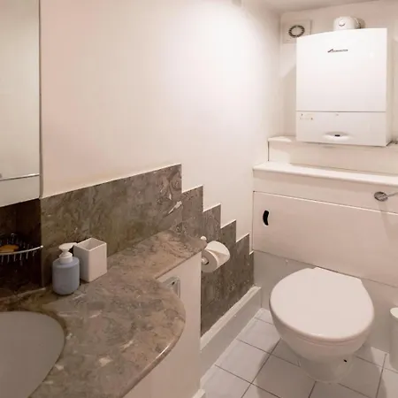 Apartment Holly Lodge Coach House By Interhome * London