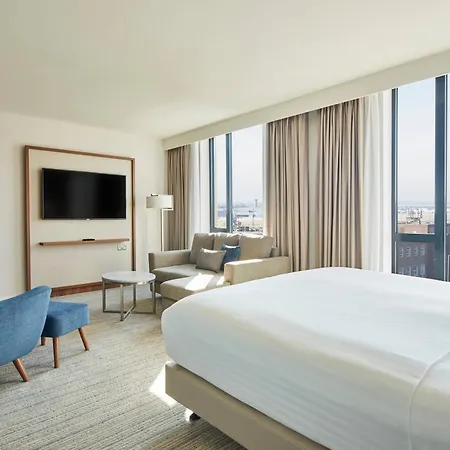 ホテル Courtyard By Marriott London Heathrow Airport 4*