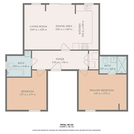 Apartment Newly Refurbished 2 Bed With Fantastic View