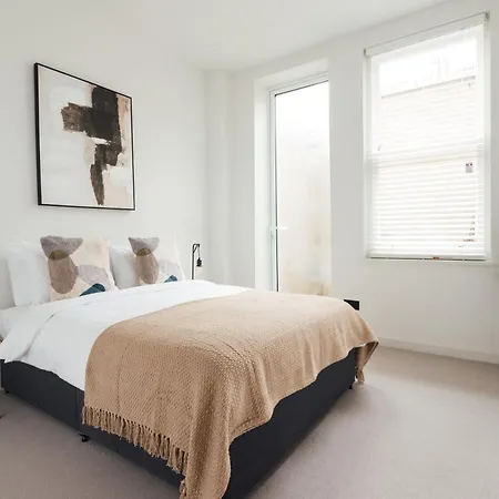 Apartment Light & Luxury In Honor Oak London