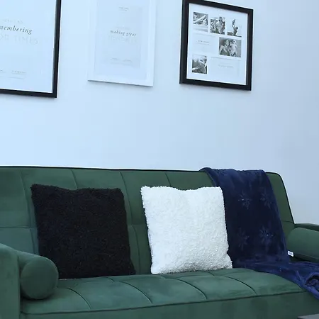 Apartment Tranquil At 3 Bedroom House In *
