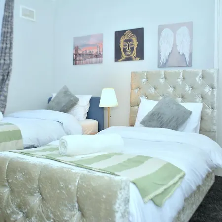 Tranquil At 3 Bedroom House In *
